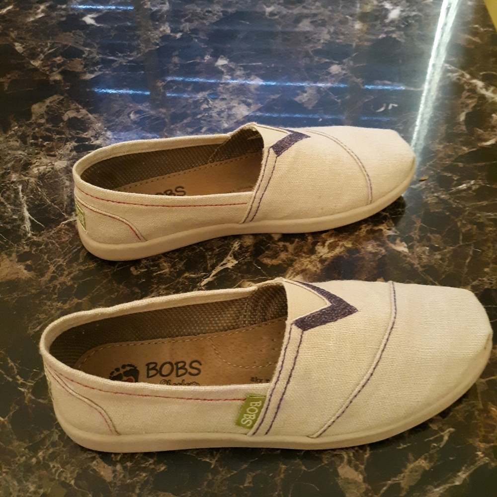 Tan Bob's shoes